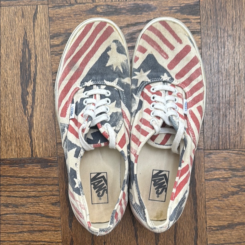 Vans RARE Authentic Van Doren American Flag USA Patriotic Shoes Men’s size 12